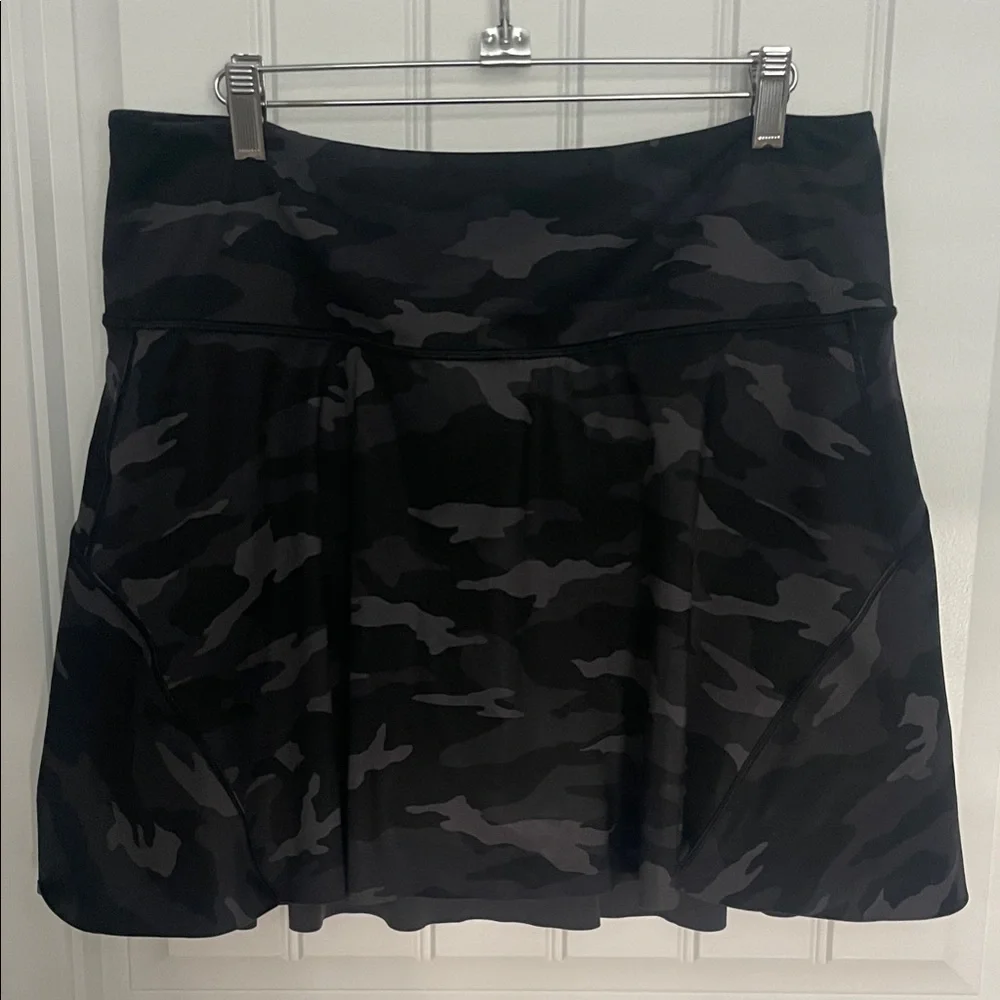 Black Camouflage Women's Skort - Picture 1 of 5